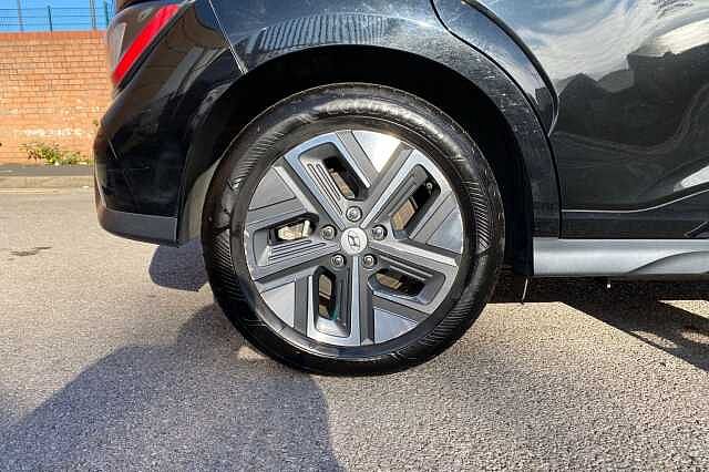 Hyundai Kona ULTIMATE EV