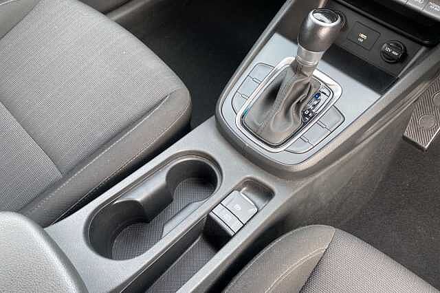 Hyundai Kona SE CONNECT HEV