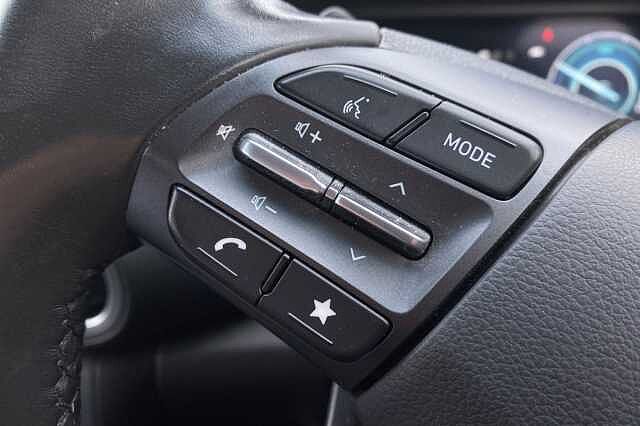 Hyundai Kona SE CONNECT HEV