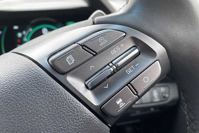Hyundai Ioniq PREMIUM HEV