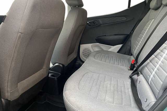 Hyundai i10 PREMIUM AUTO