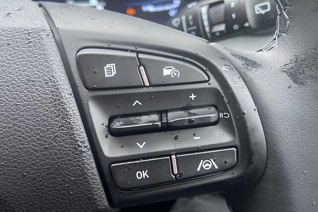 Hyundai I10 1.0 Advance Hatchback 5dr Petrol Manual Euro 6 (s/s) (63 ps) Black