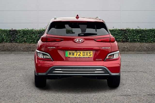 Hyundai Kona 64kWh Ultimate SUV 5dr Electric Auto (10.5kW Charger) (204 ps)