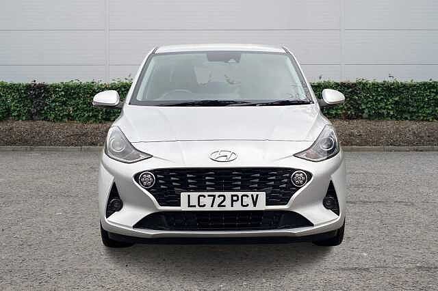 Hyundai i10 1.2 Premium Hatchback 5dr Petrol Auto Euro 6 (s/s) (84 ps)