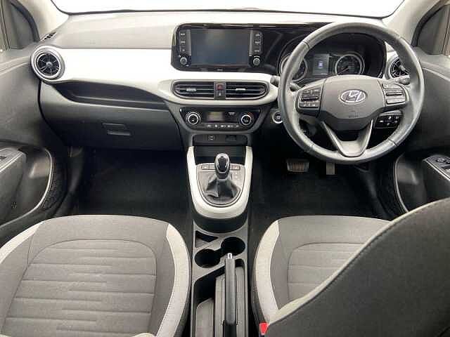 Hyundai i10 1.2 Premium Hatchback 5dr Petrol Auto Euro 6 (s/s) (84 ps)