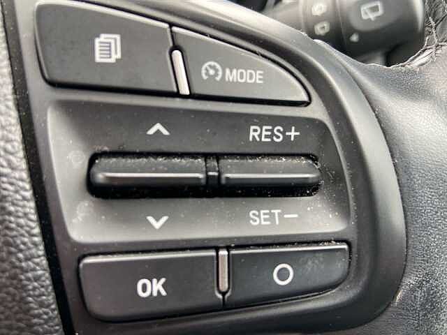 Hyundai i10 1.2 Premium Hatchback 5dr Petrol Auto Euro 6 (s/s) (84 ps)