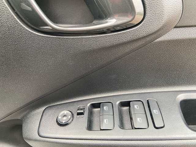 Hyundai i10 1.2 Premium Hatchback 5dr Petrol Auto Euro 6 (s/s) (84 ps)