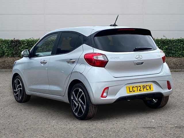 Hyundai i10 1.2 Premium Hatchback 5dr Petrol Auto Euro 6 (s/s) (84 ps)