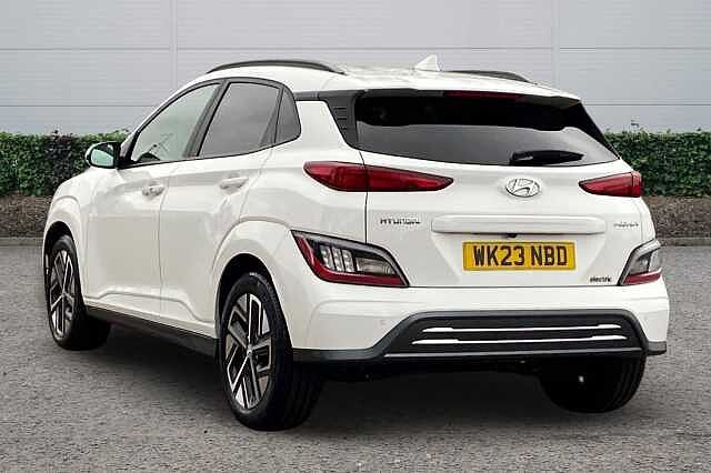 Hyundai Kona 64kWh Ultimate SUV 5dr Electric Auto (10.5kW Charger) (204 ps)