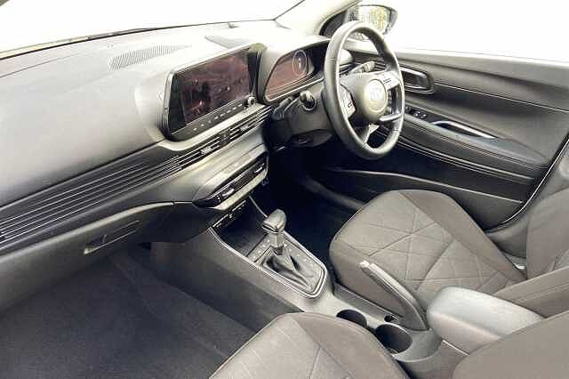 Hyundai BAYON 1.0 T-GDi MHEV Premium SUV 5dr Petrol Hybrid DCT Euro 6 (s/s) (100 ps) White