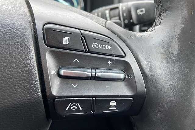 Hyundai Kona 1.6 h-GDi Premium SUV 5dr Petrol Hybrid DCT Euro 6 (s/s) (141 ps)
