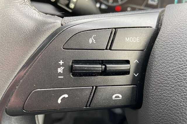 Hyundai Bayon 1.0 T-GDi MHEV Ultimate SUV 5dr Petrol Hybrid DCT Euro 6 (s/s) (100 ps)