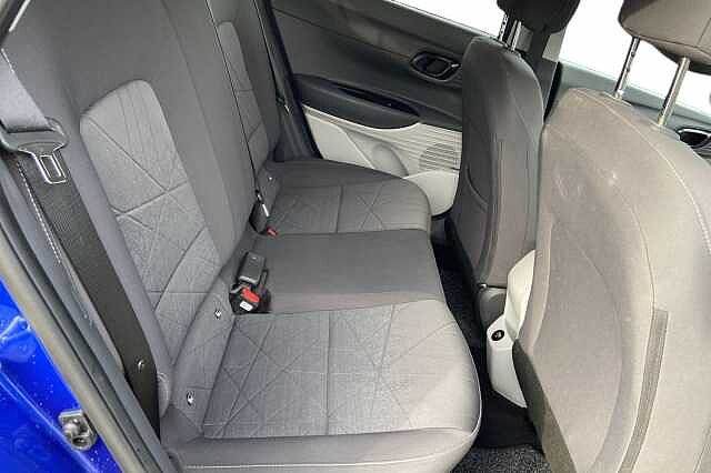 Hyundai BAYON 1.0 T-GDi MHEV Ultimate SUV 5dr Petrol Hybrid DCT Euro 6 (s/s) (100 ps) Blue