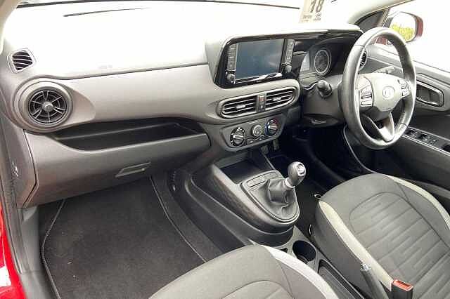 Hyundai i10 1.2 SE Connect Hatchback 5dr Petrol Manual Euro 6 (s/s) (84 ps)