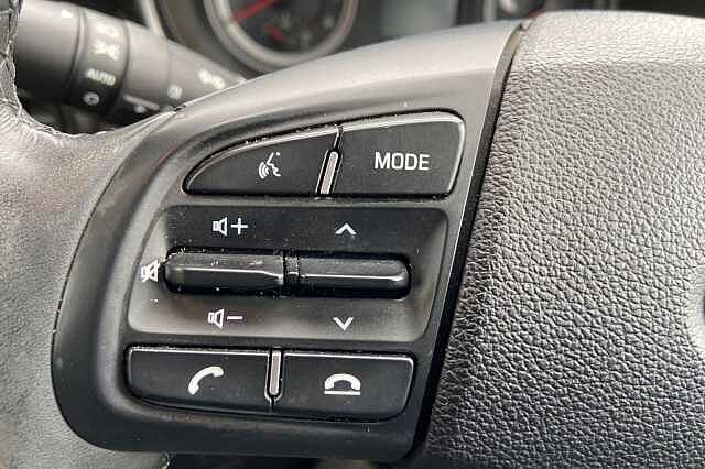 Hyundai i10 1.2 SE Connect Hatchback 5dr Petrol Manual Euro 6 (s/s) (84 ps)