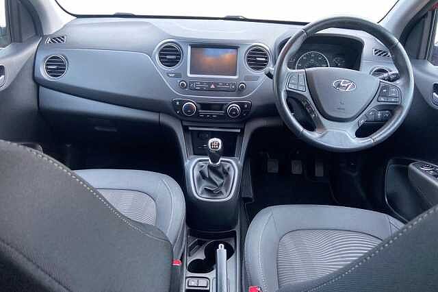 Hyundai i10 1.2 Premium SE Hatchback 5dr Petrol Manual Euro 6 (87 ps)