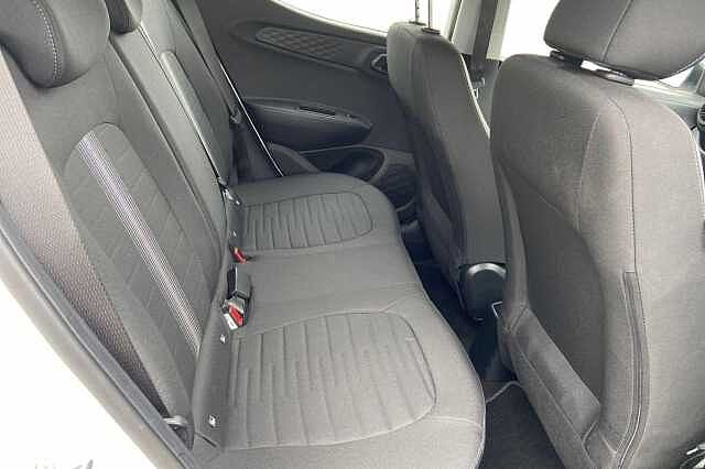 Hyundai i10 1.2 Advance Hatchback 5dr Petrol Auto Euro 6 (s/s) (79 ps)