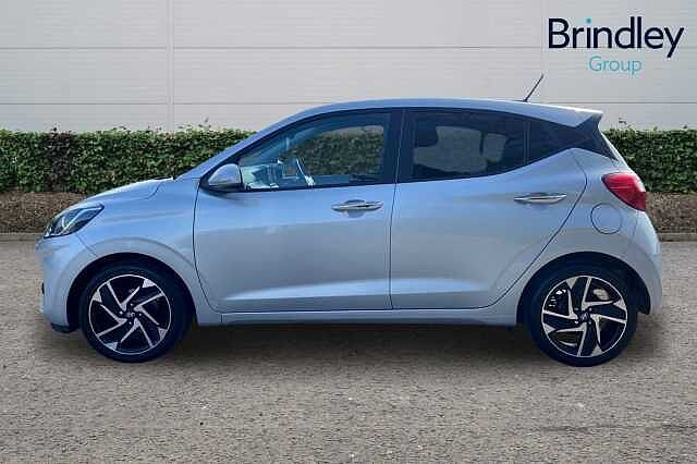 Hyundai i10 1.2 Premium Hatchback 5dr Petrol Auto Euro 6 (s/s) (84 ps)