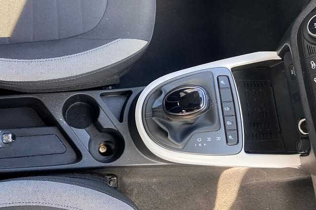 Hyundai i10 1.2 Premium Hatchback 5dr Petrol Auto Euro 6 (s/s) (84 ps)