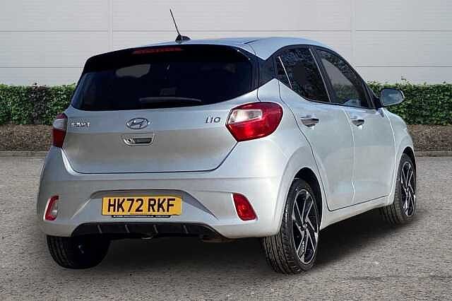 Hyundai i10 1.2 Premium Hatchback 5dr Petrol Auto Euro 6 (s/s) (84 ps)