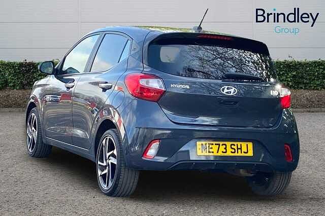 Hyundai i10 1.2 Premium Hatchback 5dr Petrol Auto Euro 6 (s/s) (84 ps)