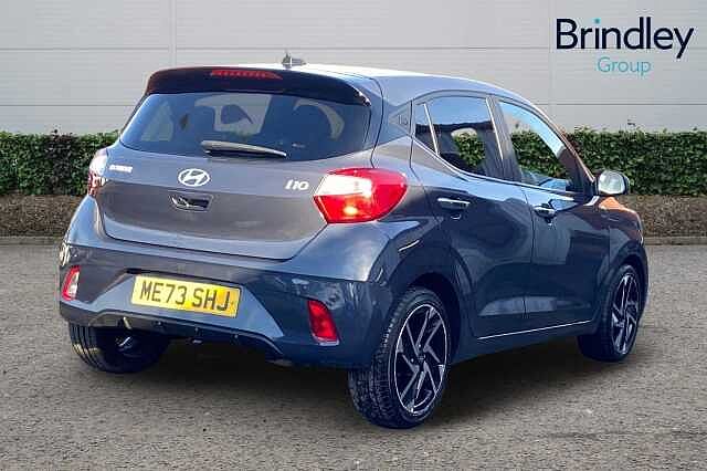 Hyundai i10 1.2 Premium Hatchback 5dr Petrol Auto Euro 6 (s/s) (84 ps)