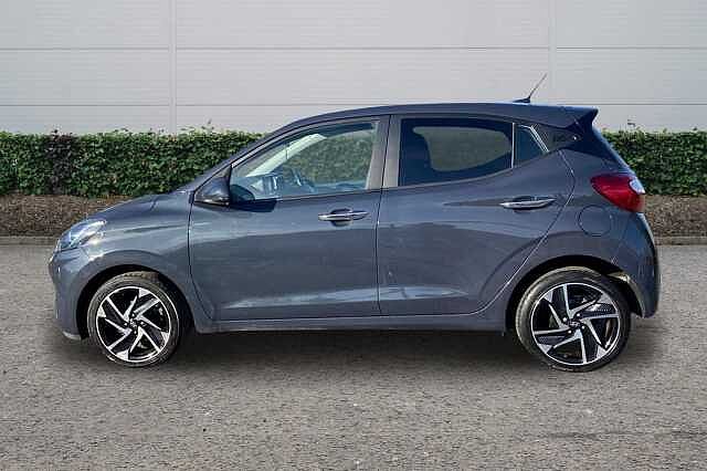 Hyundai i10 1.2 Premium Hatchback 5dr Petrol Auto Euro 6 (s/s) (84 ps)