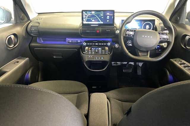 Hyundai INSTER 5dr Hat 85kw 2 49kwh Abyss Black