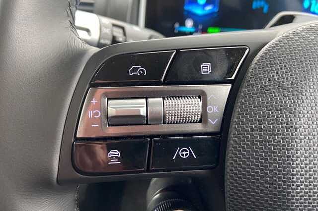 Hyundai INSTER 5dr Hat 85kw 2 49kwh Abyss Black