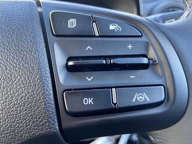 Hyundai i10 1.0 Advance Hatchback 5dr Petrol Auto Euro 6 (s/s) (63 ps)