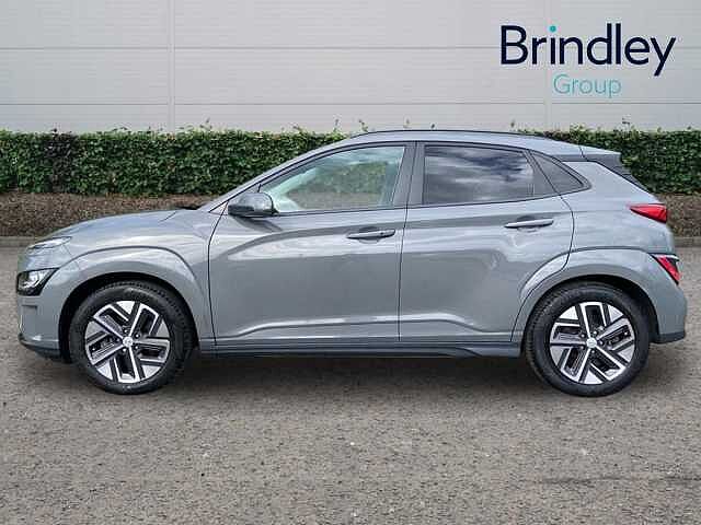 Hyundai Kona 64kWh Ultimate SUV 5dr Electric Auto (10.5kW Charger) (204 ps)