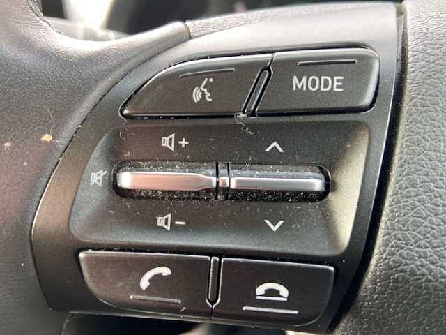 Hyundai i30 1.0 T-GDi MHEV Premium Hatchback 5dr Petrol Hybrid Manual Euro 6 (s/s) (120 ps)