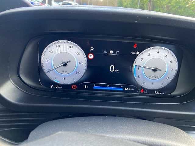 Hyundai Bayon 1.0 T-GDi Premium SUV 5dr Petrol DCT Euro 6 (s/s) (100 ps)