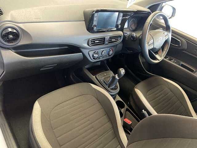Hyundai i10 1.0 SE Connect Hatchback 5dr Petrol Manual Euro 6 (s/s) (67 ps)