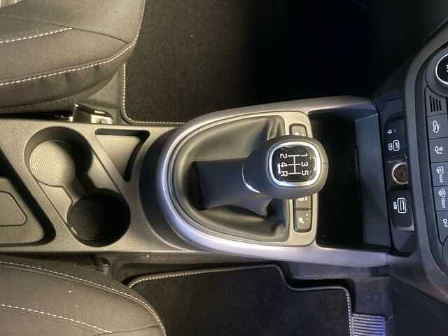 Hyundai i10 1.2 Premium Hatchback 5dr Petrol Manual Euro 6 (s/s) (79 ps)