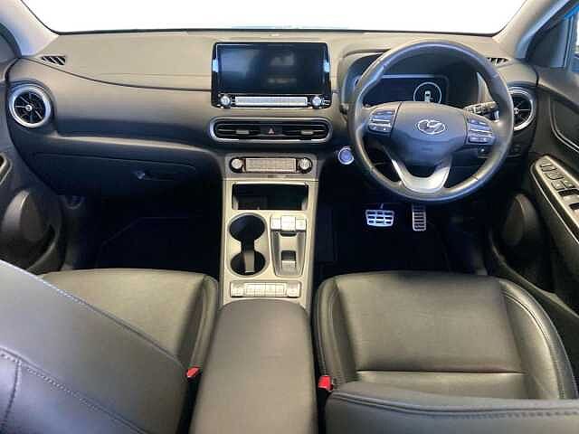 Hyundai Kona 64kWh Ultimate SUV 5dr Electric Auto (10.5kW Charger) (204 ps)