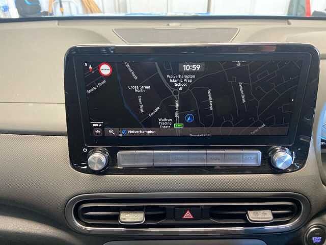 Hyundai Kona 64kWh Ultimate SUV 5dr Electric Auto (10.5kW Charger) (204 ps)