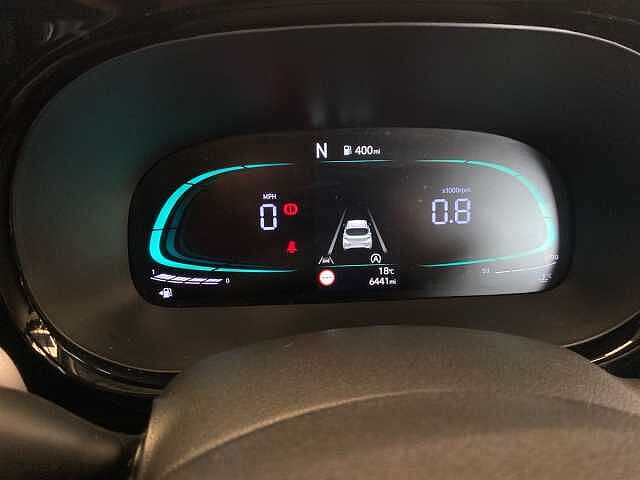 Hyundai i10 1.2 Premium Hatchback 5dr Petrol Auto Euro 6 (s/s) (79 ps)