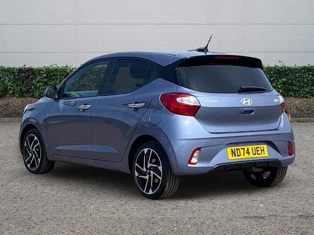 Hyundai i10 1.2 Premium Hatchback 5dr Petrol Auto Euro 6 (s/s) (79 ps)