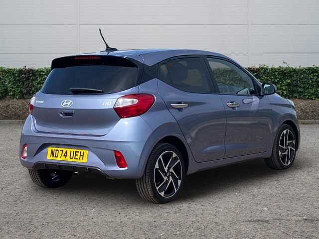 Hyundai i10 1.2 Premium Hatchback 5dr Petrol Auto Euro 6 (s/s) (79 ps)