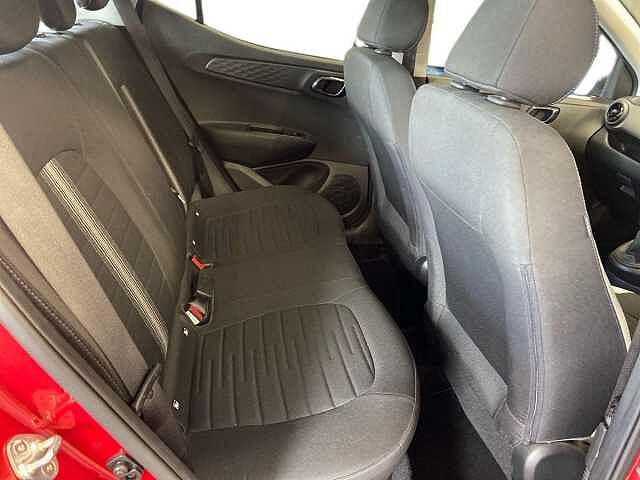 Hyundai i10 1.0 SE Connect Hatchback 5dr Petrol Manual Euro 6 (s/s) (67 ps)