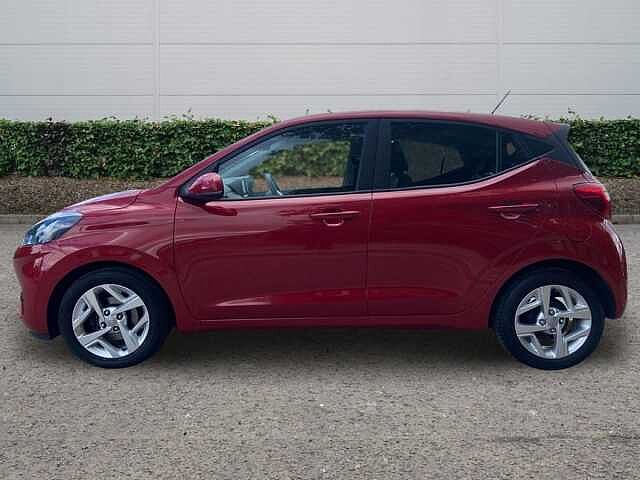 Hyundai i10 1.0 SE Connect Hatchback 5dr Petrol Manual Euro 6 (s/s) (67 ps)