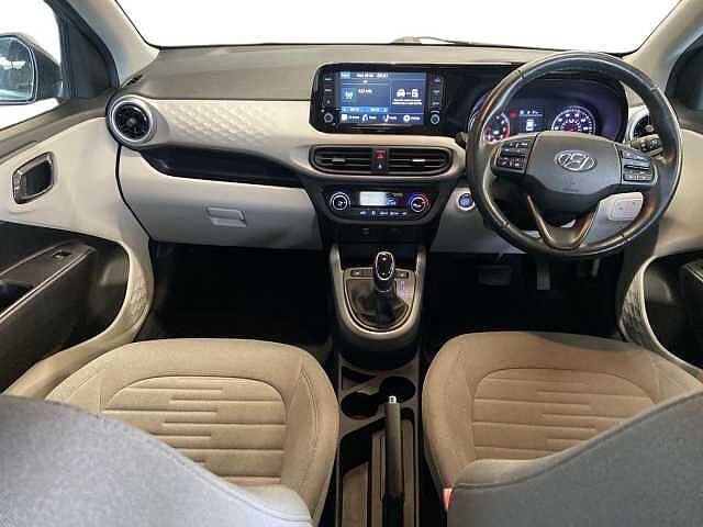 Hyundai i10 1.0 Premium Hatchback 5dr Petrol Auto Euro 6 (s/s) (67 ps)
