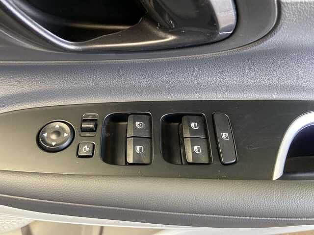 Hyundai Bayon 1.0 T-GDi Ultimate SUV 5dr Petrol DCT Euro 6 (s/s) (100 ps)