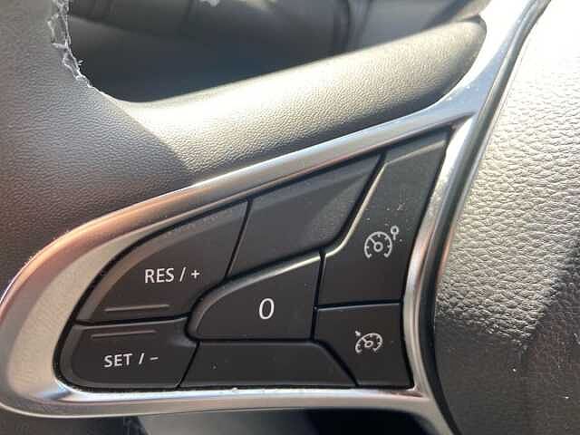Renault CAPTUR 1.6 E-TECH techno SUV 5dr Petrol Hybrid Auto Euro 6 (s/s) (145 ps) Grey