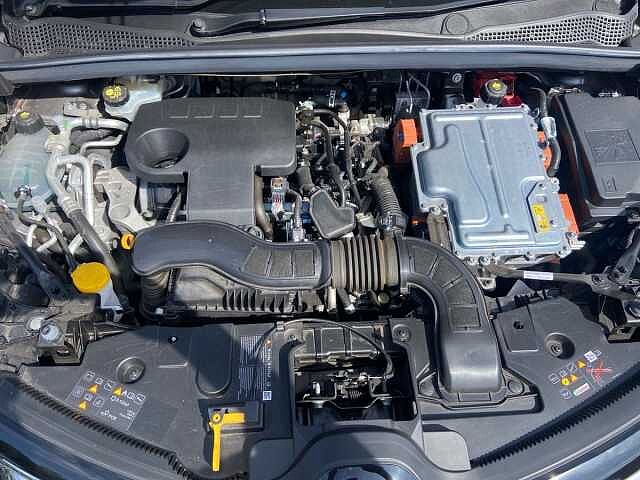 Renault CAPTUR 1.6 E-TECH techno SUV 5dr Petrol Hybrid Auto Euro 6 (s/s) (145 ps) Grey