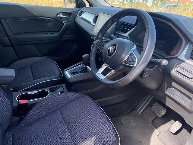 Renault CAPTUR 1.6 E-TECH techno SUV 5dr Petrol Hybrid Auto Euro 6 (s/s) (145 ps) Grey