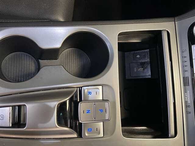 Hyundai Kona 64kWh Ultimate SUV 5dr Electric Auto (10.5kW Charger) (204 ps)