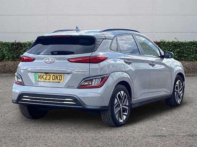 Hyundai Kona 64kWh Ultimate SUV 5dr Electric Auto (10.5kW Charger) (204 ps)
