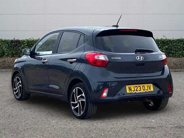 Hyundai i10 1.2 Premium Hatchback 5dr Petrol Auto Euro 6 (s/s) (84 ps)